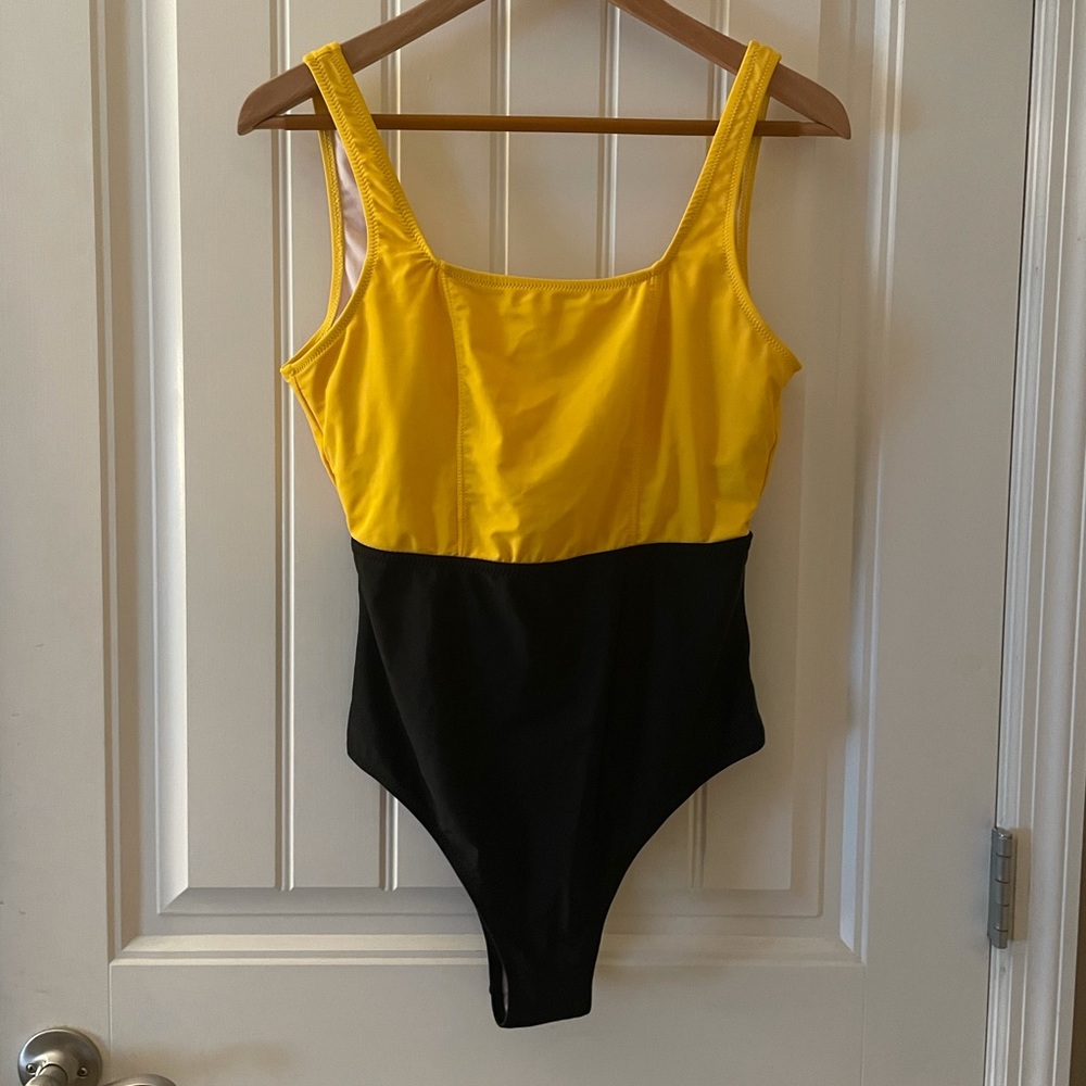 Cupshe Bathing Suit